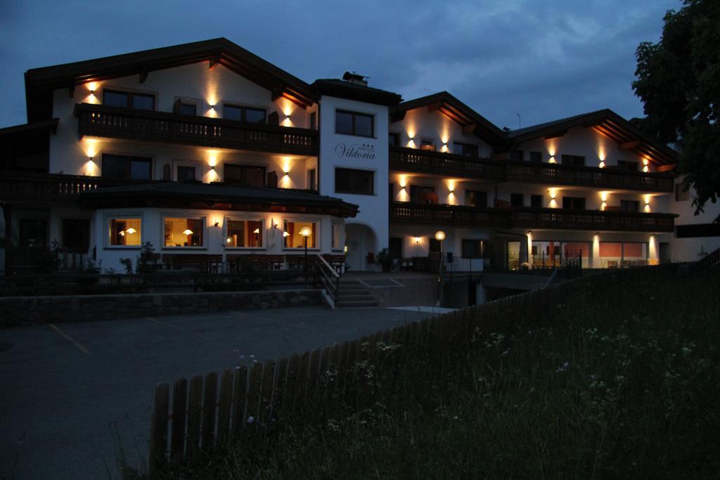 Hotel Viktoria 카스텔로토 외부 사진